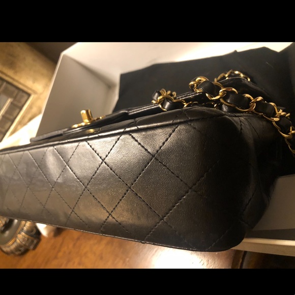 ***SOLD ***Authentic Chanel Classic Double Flap - Picture 9 of 16